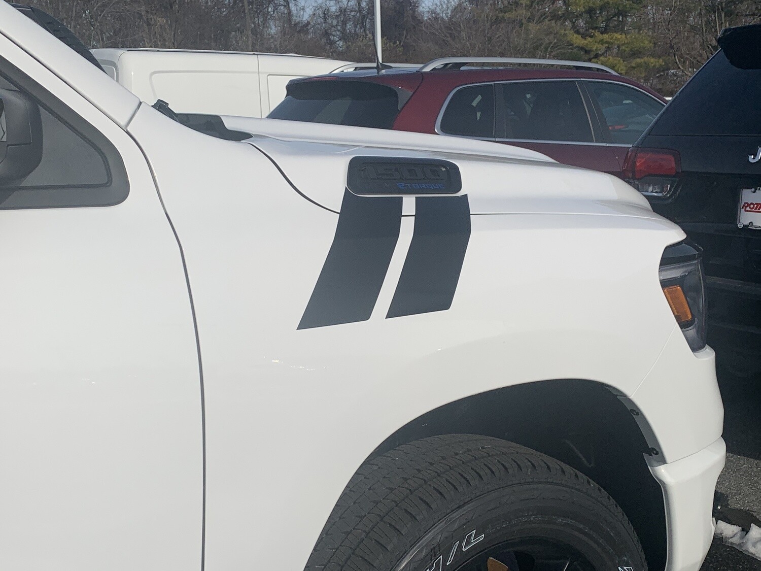 2019 - Up Dodge Ram 1500/2500HD/3500HD Hood to Fender Hash Stripes