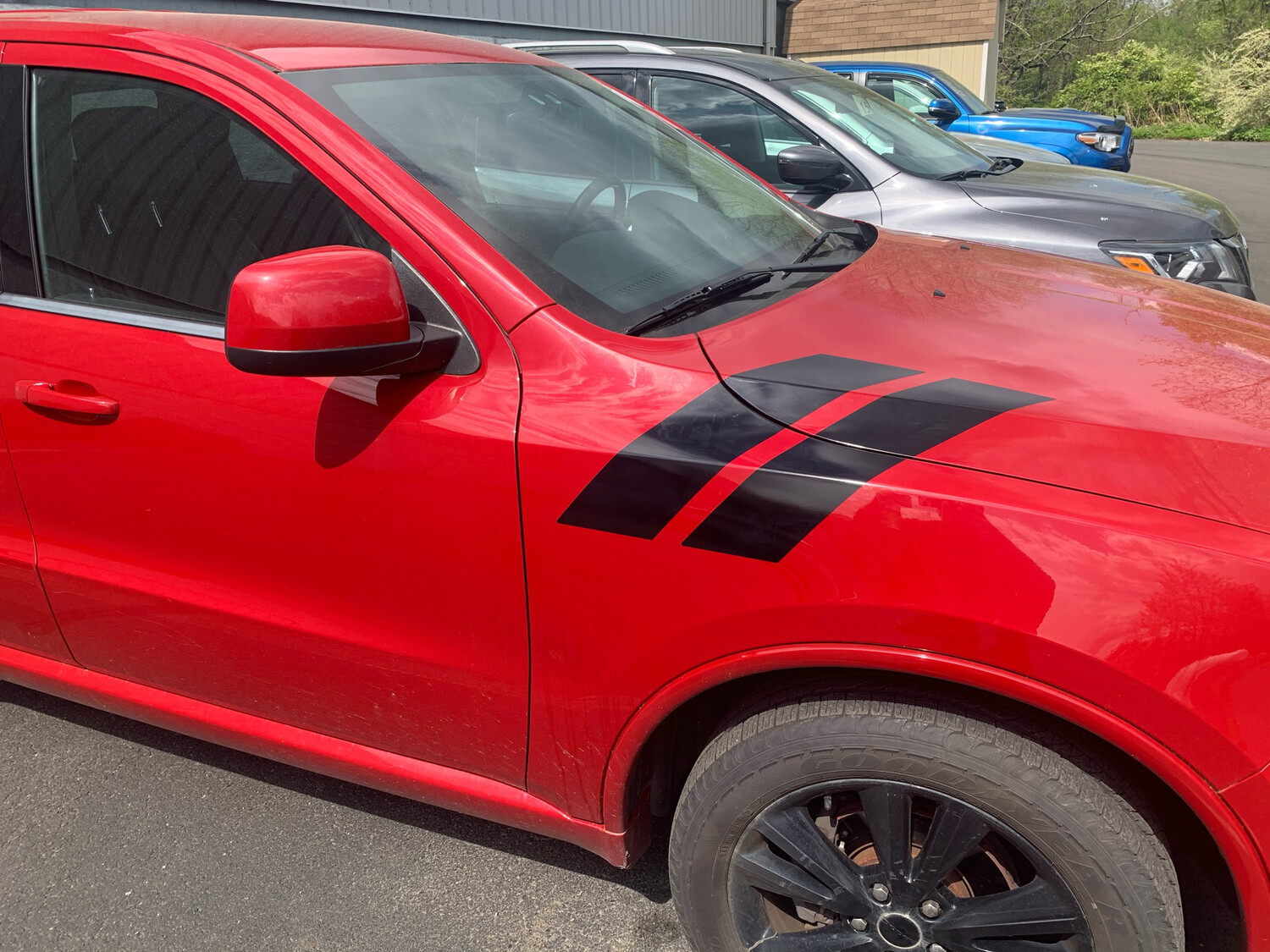 2011 - Up Dodge Durango Hood to Fender Hash Stripes