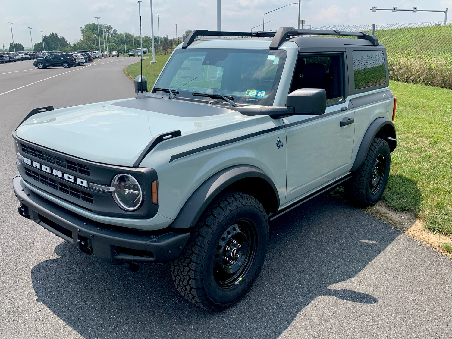 2021-up Ford Bronco Full Length Upper Side Stripe Kit