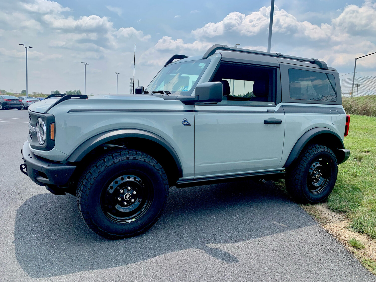 2021-up Ford Bronco Full Length Upper Side Stripe Kit