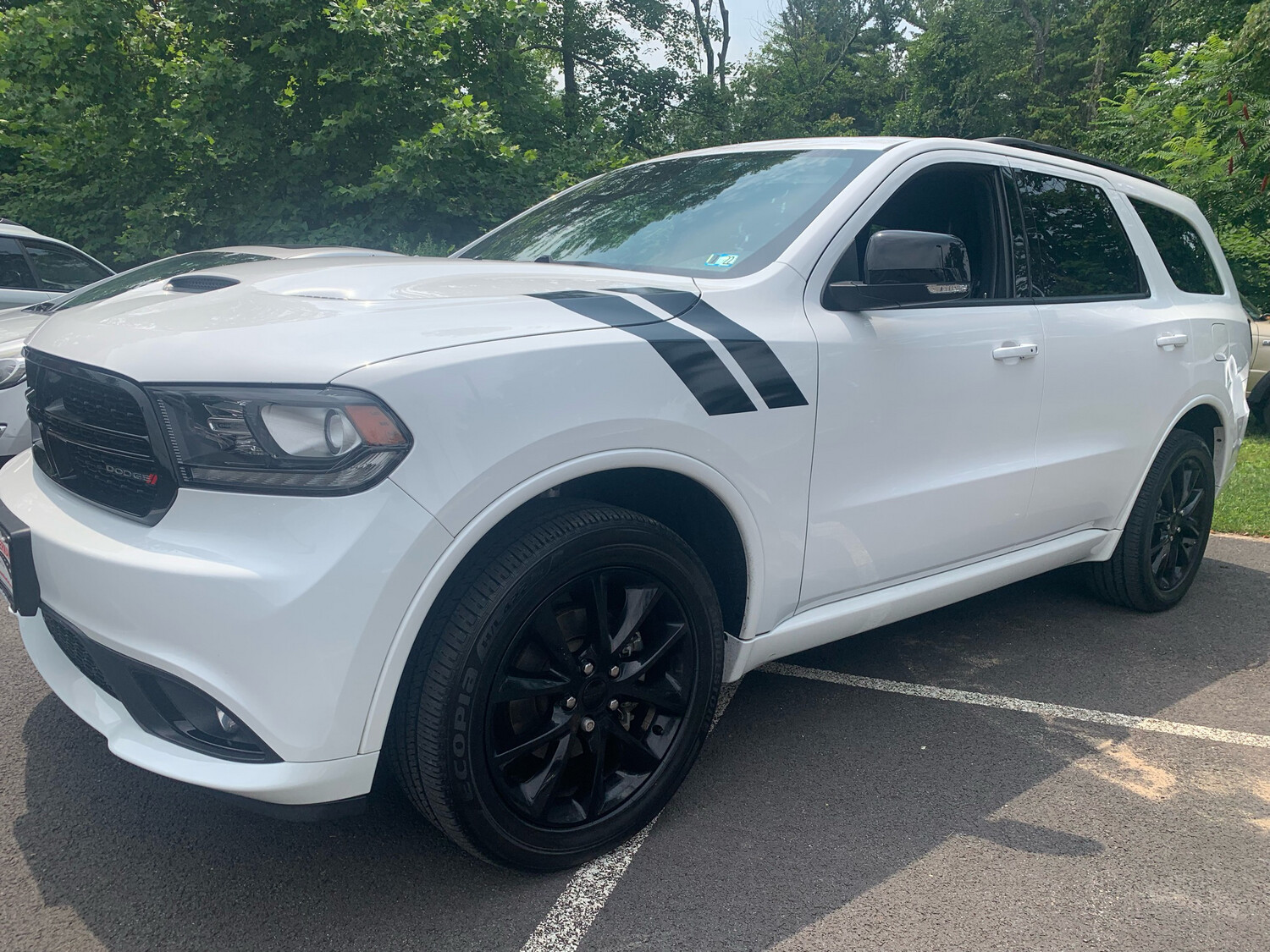 2011 - Up Dodge Durango Hood to Fender Hash Stripes