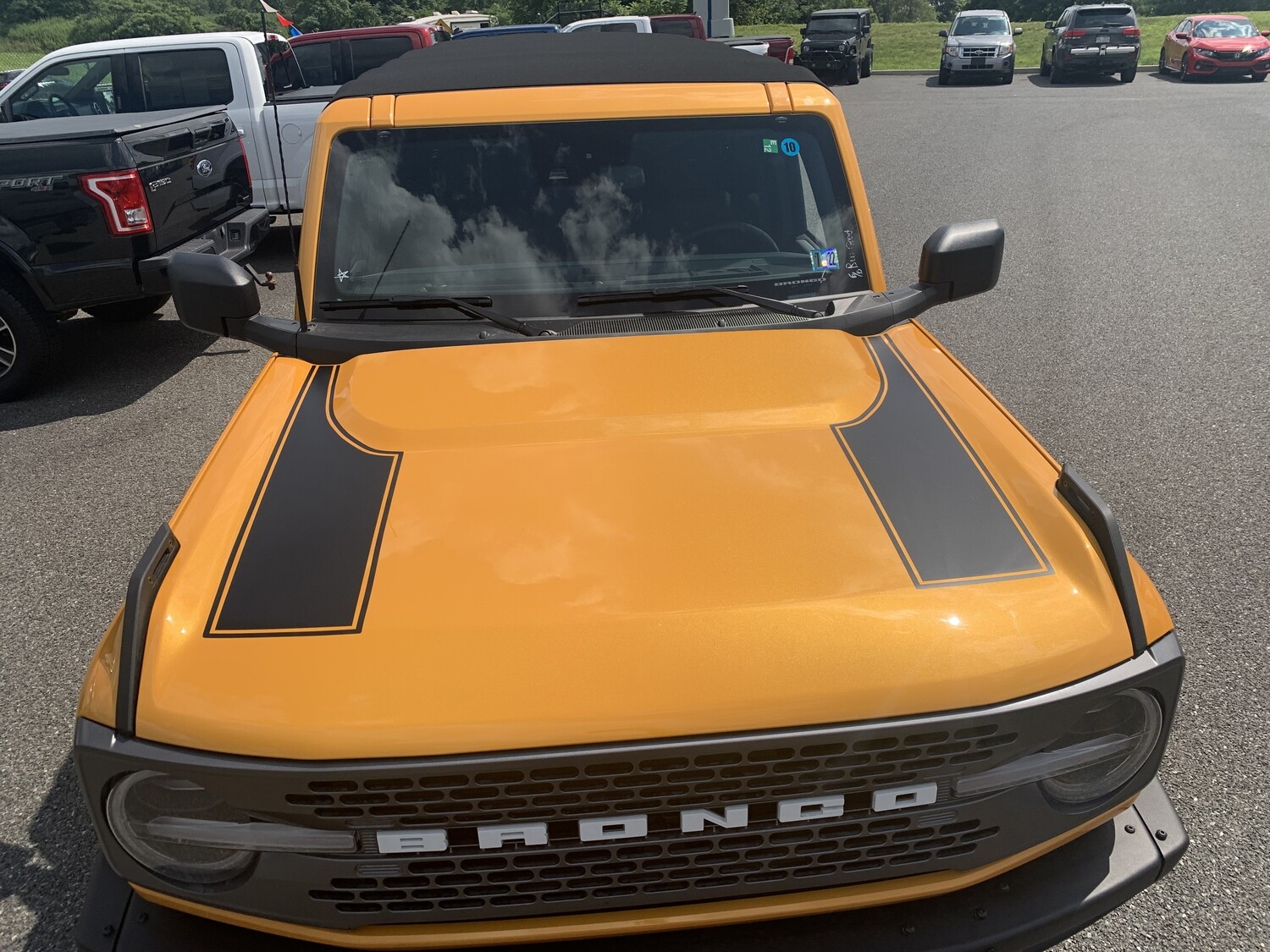 2021-up Ford Bronco Outer Hood Blackout Graphics Kit