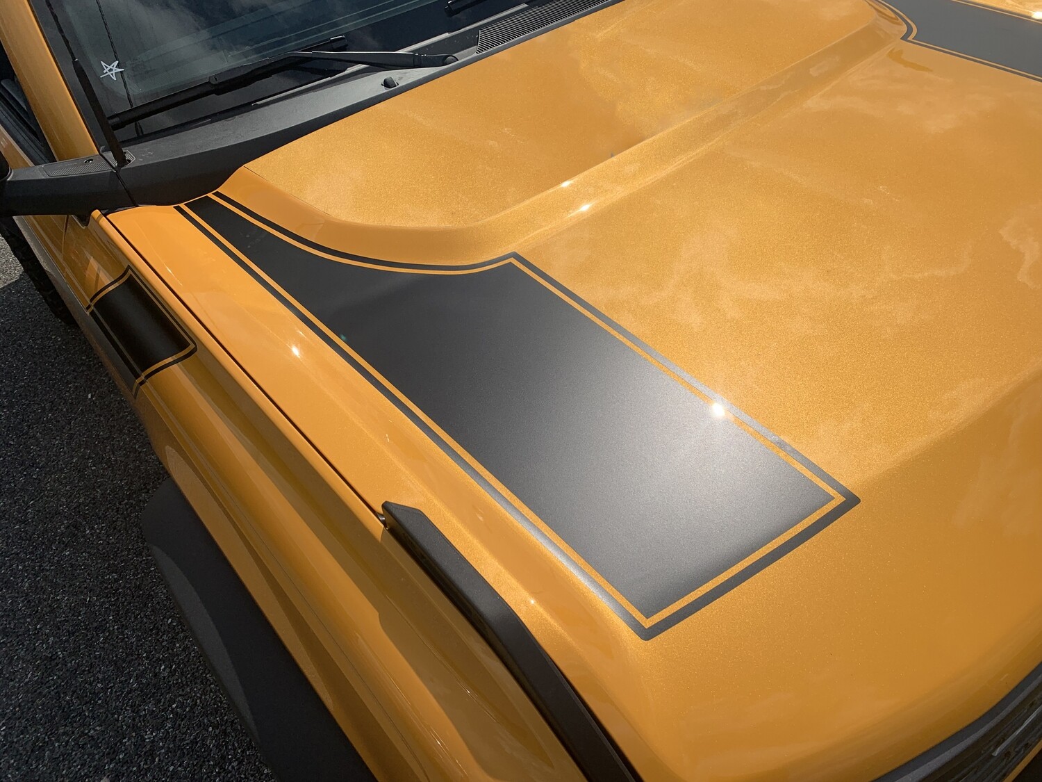 2021-up Ford Bronco Outer Hood Blackout Graphics Kit