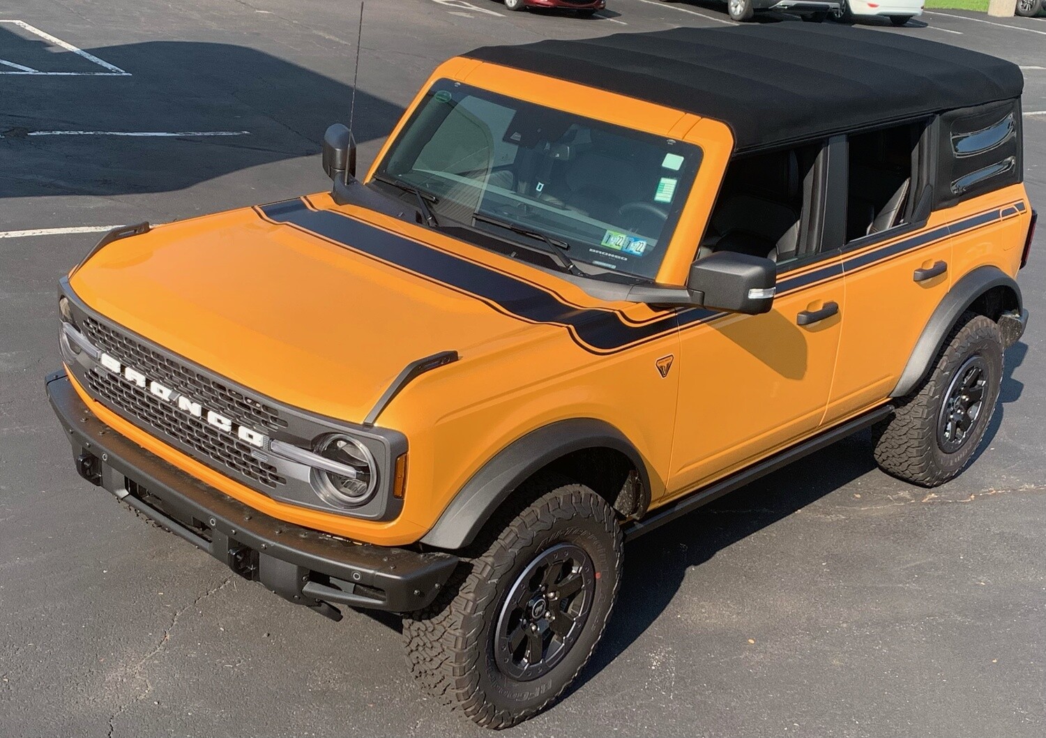 2021-up Ford Bronco Retro Special Decor Style Side/Hood Graphics Kit (Above Body Line)