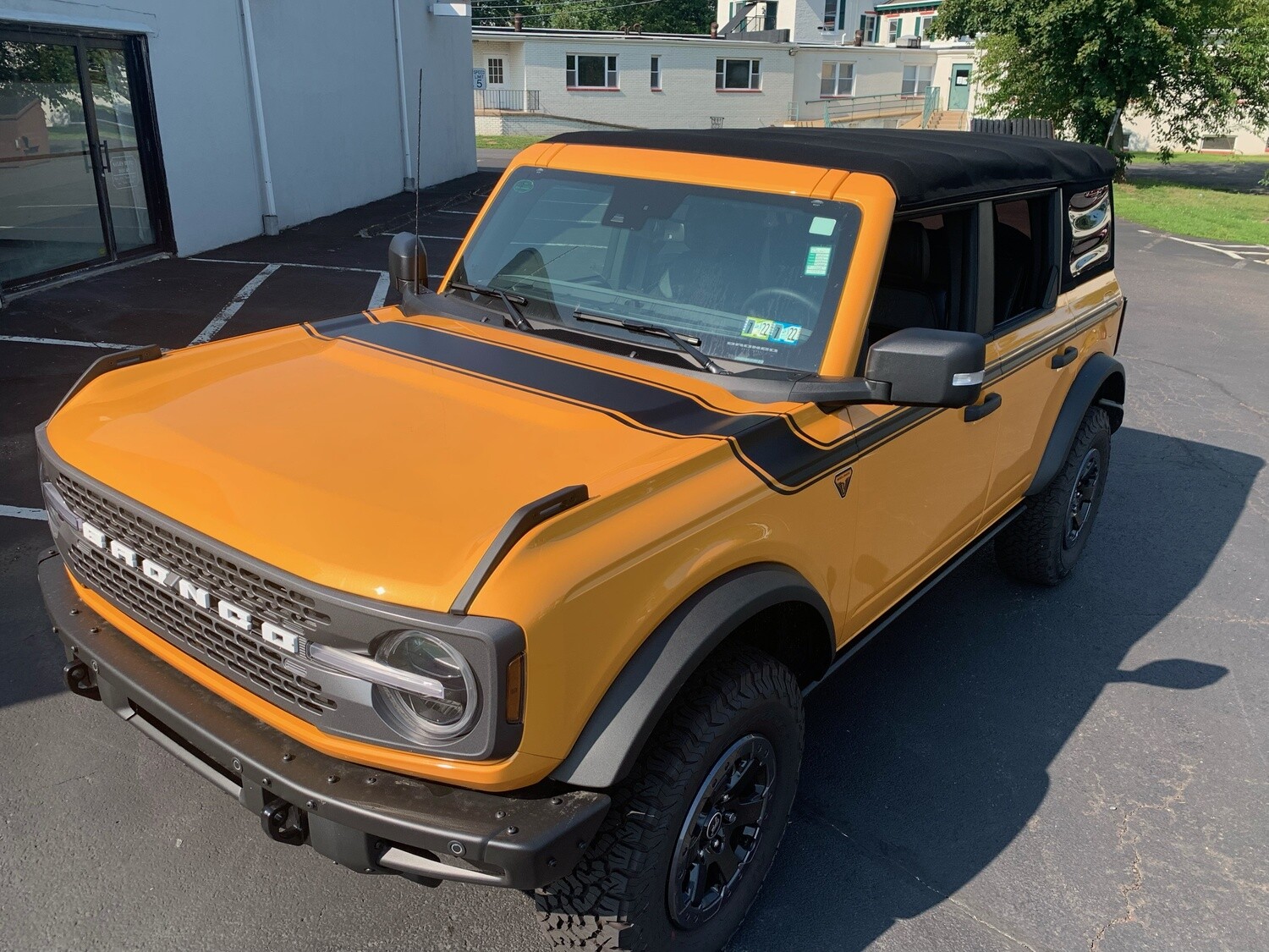2021-up Ford Bronco Retro Special Decor Style Side/Hood Graphics Kit (Centered on Body Line)