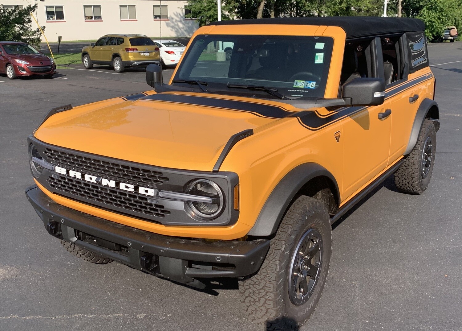 2021-up Ford Bronco Retro Special Decor Style Side/Hood Graphics Kit (Above Body Line)