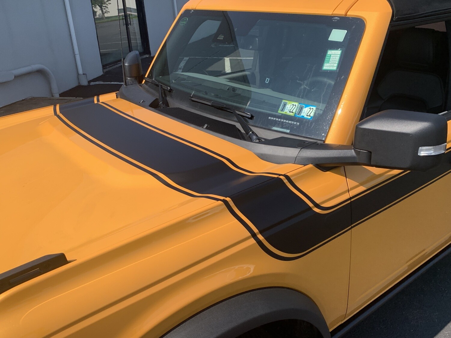 2021-up Ford Bronco Retro Special Decor Style Side/Hood Graphics Kit (Below Body Line Wide Stripe)