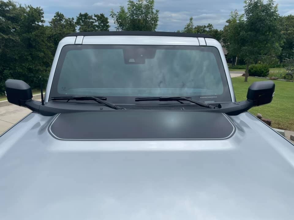 2021-up Ford Bronco Hood Bump Vinyl Graphics Kit