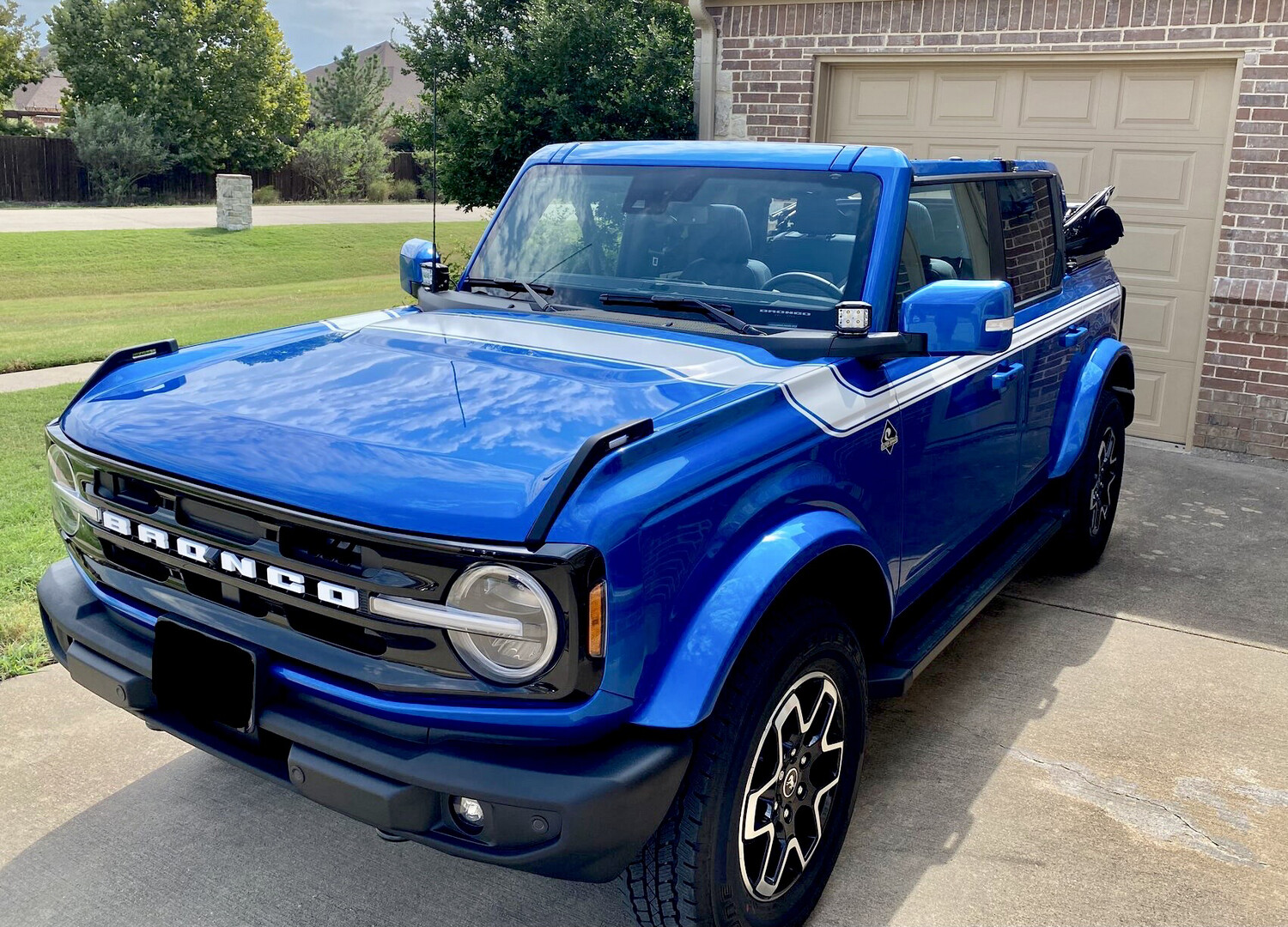 2021-up Ford Bronco Retro Special Decor Style Side/Hood Graphics Kit (Centered on Body Line)