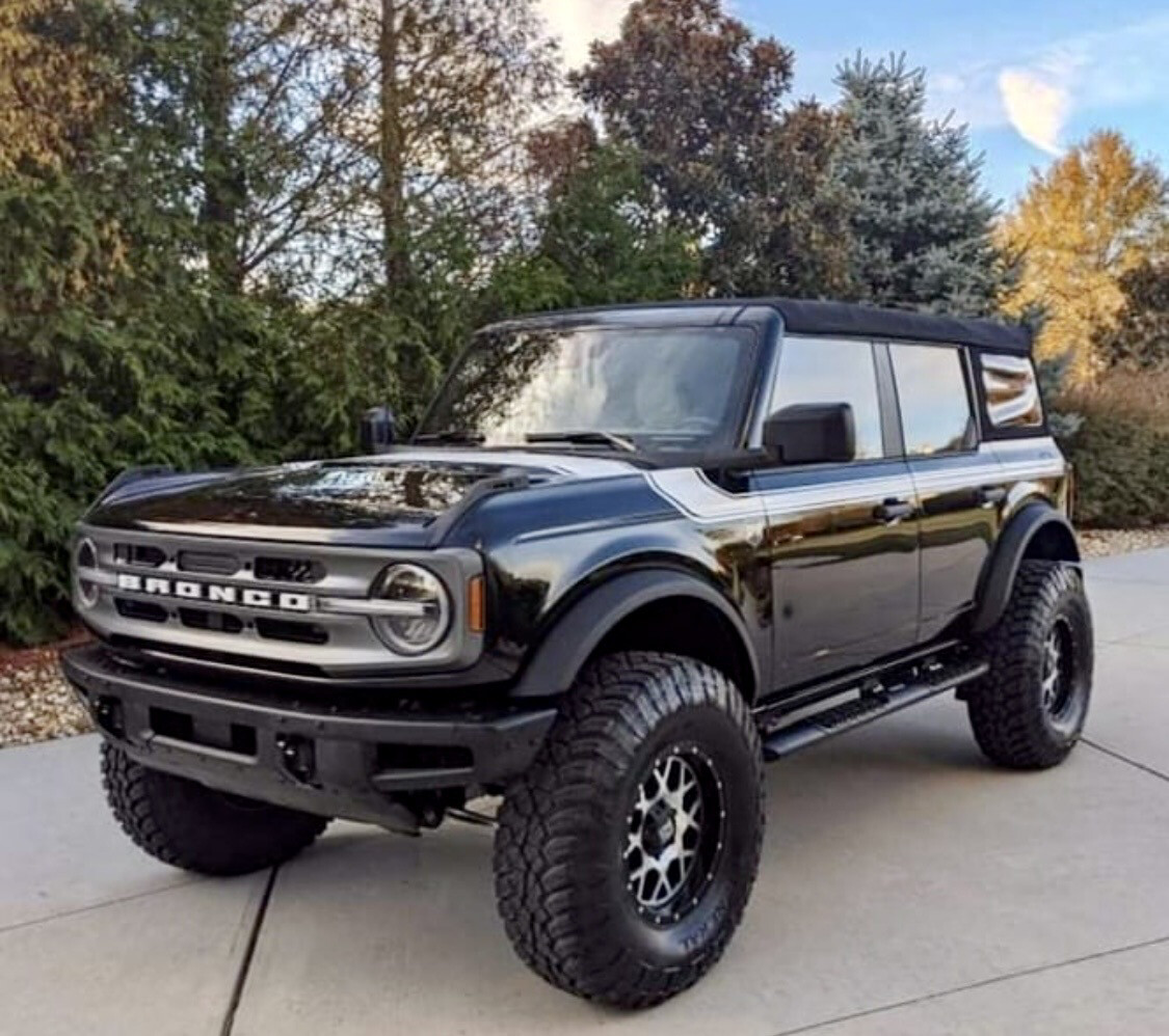2021-up Ford Bronco Retro Special Decor Style Side/Hood Graphics Kit (Centered on Body Line)