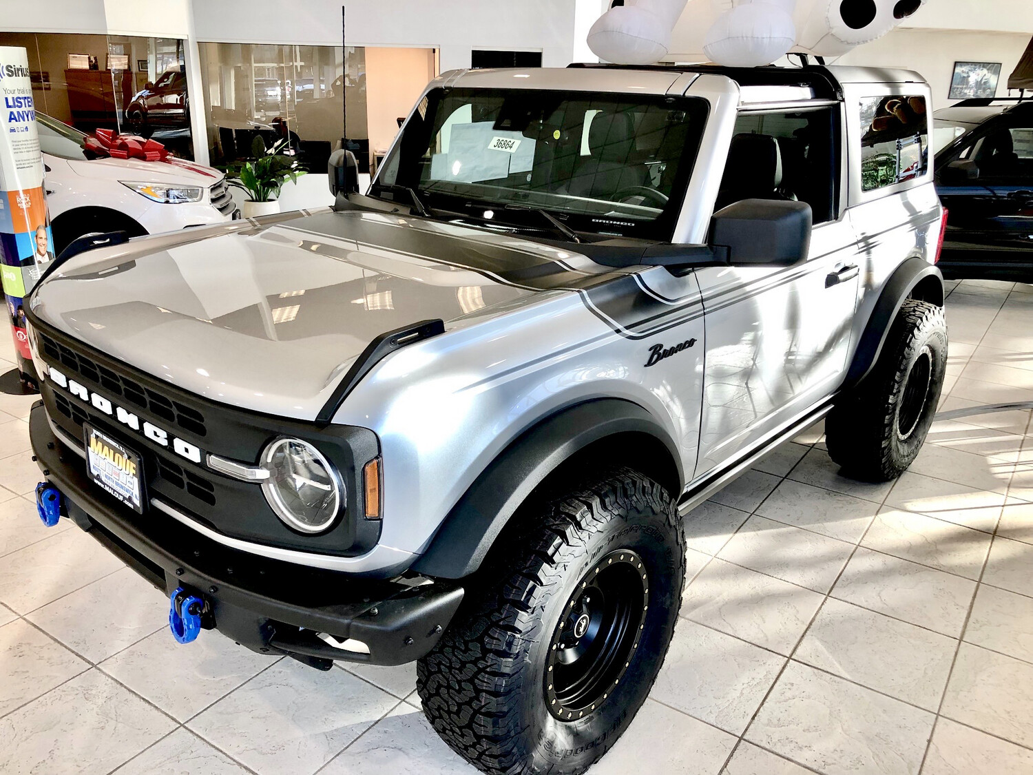2021-up Ford Bronco Retro Special Decor Style Side/Hood Graphics Kit (Centered on Body Line)