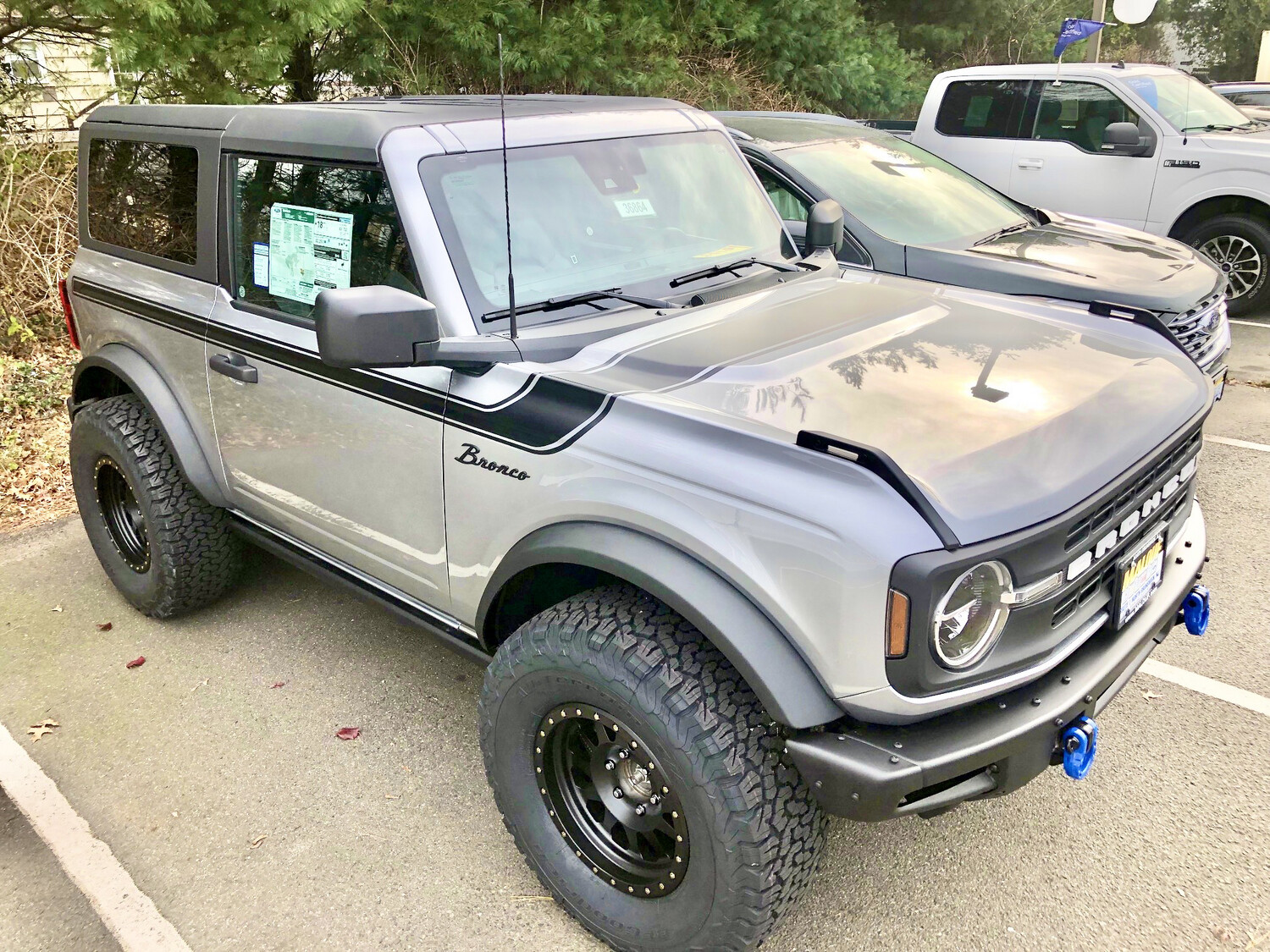 2021-up Ford Bronco Retro Special Decor Style Side/Hood Graphics Kit (Centered on Body Line)