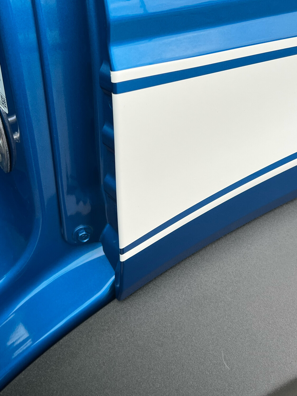 2021-up Ford Bronco Two Tone Center Body Graphics