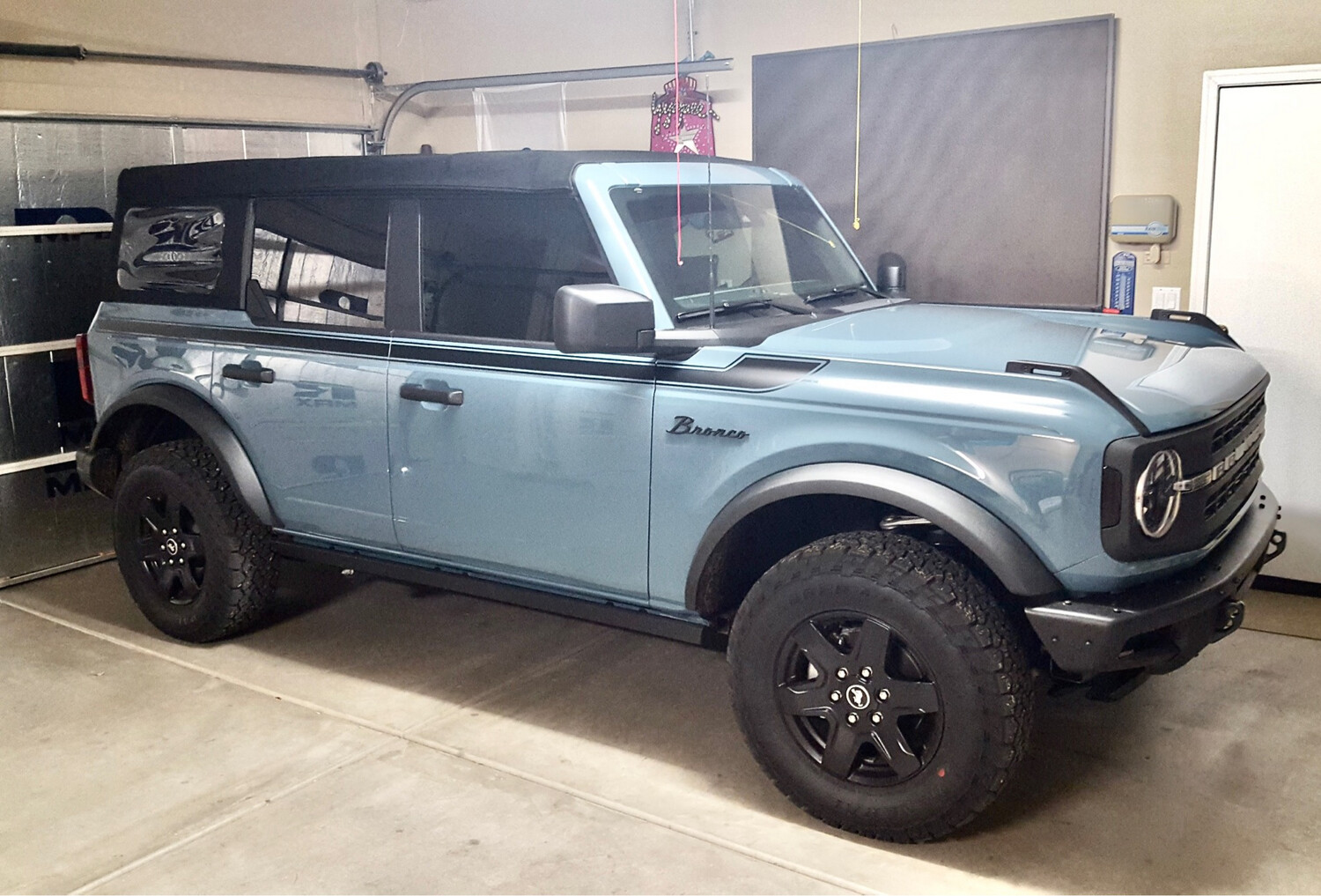2021-up Ford Bronco Retro Special Decor Style Side Graphics Kit (Above Body Line)