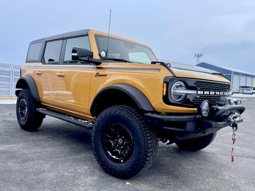 2021-up Ford Bronco Full Length FE Style Upper Side Stripe Kit