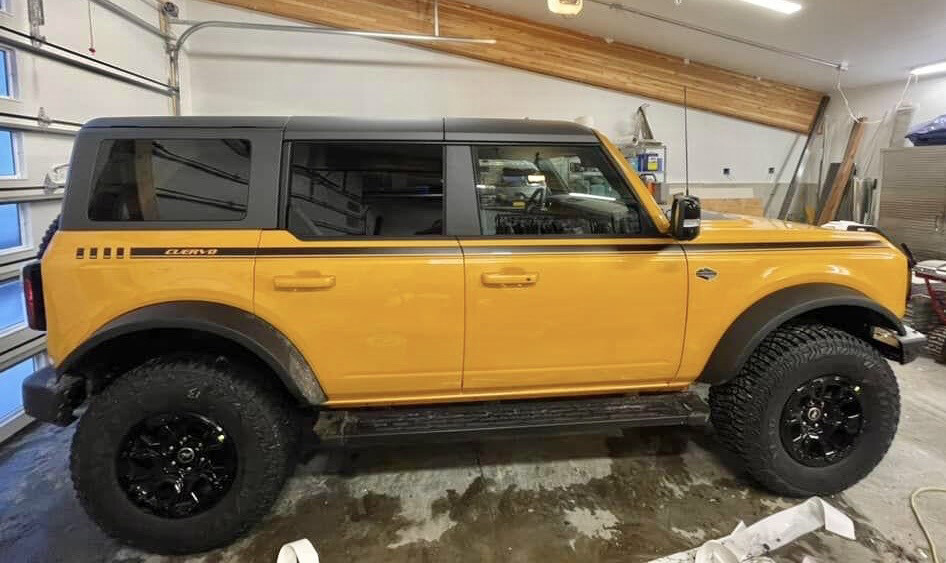 2021-up Ford Bronco Full Length FE Style Upper Side Stripe Kit