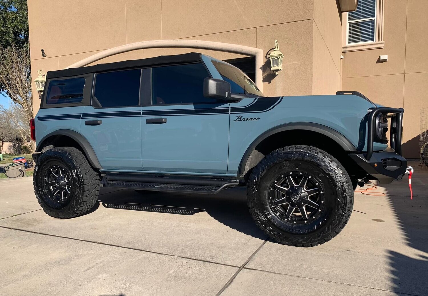 2021-up Ford Bronco Retro Special Decor Style Side/Hood Graphics Kit (Centered on Body Line)