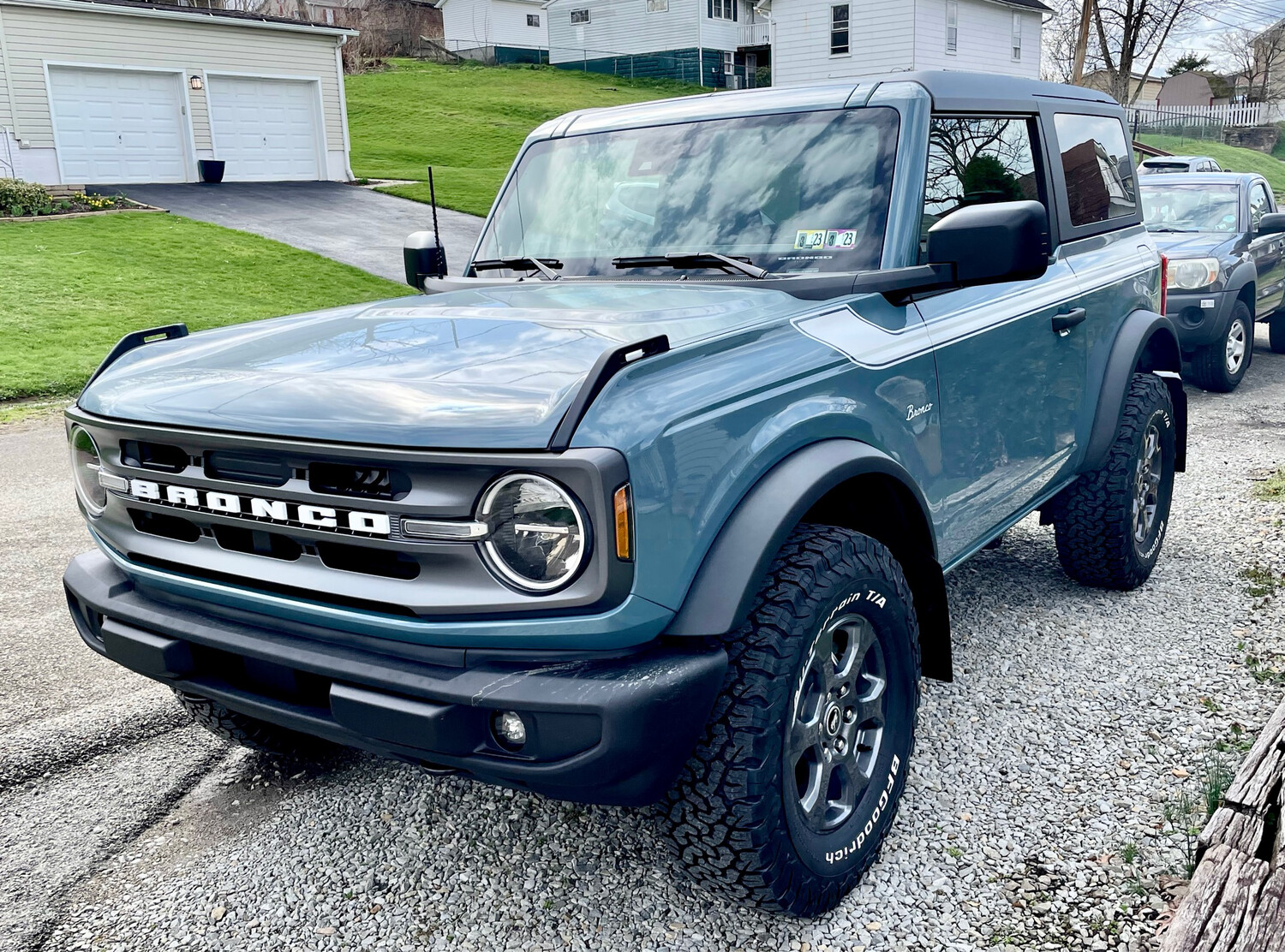 2021-up Ford Bronco Retro Special Decor Style Side Graphics Kit (Centered on Body Line)