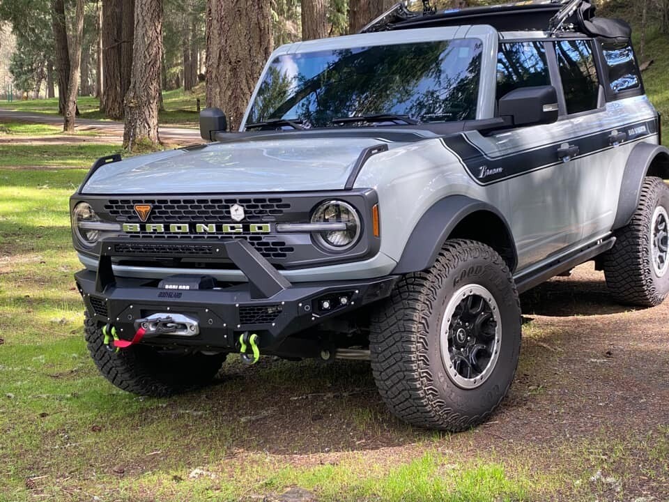 2021-up Ford Bronco Retro Special Decor Style Side/Hood Graphics Kit (Below Body Line Wide Stripe)