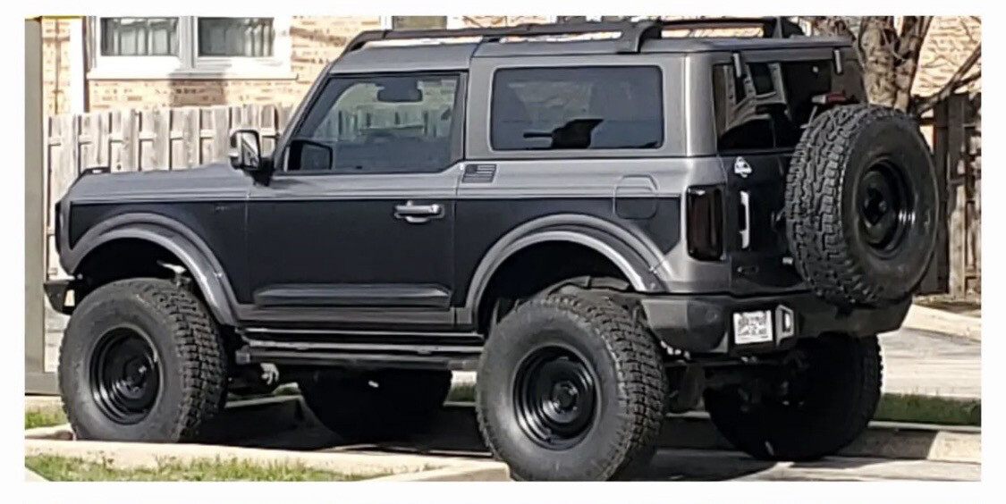 2021-up Ford Bronco Two Tone Center Body Graphics