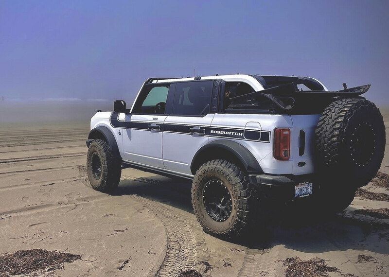 2021-up Ford Bronco Retro Special Decor Style Side/Hood Graphics Kit (Below Body Line Wide Stripe)