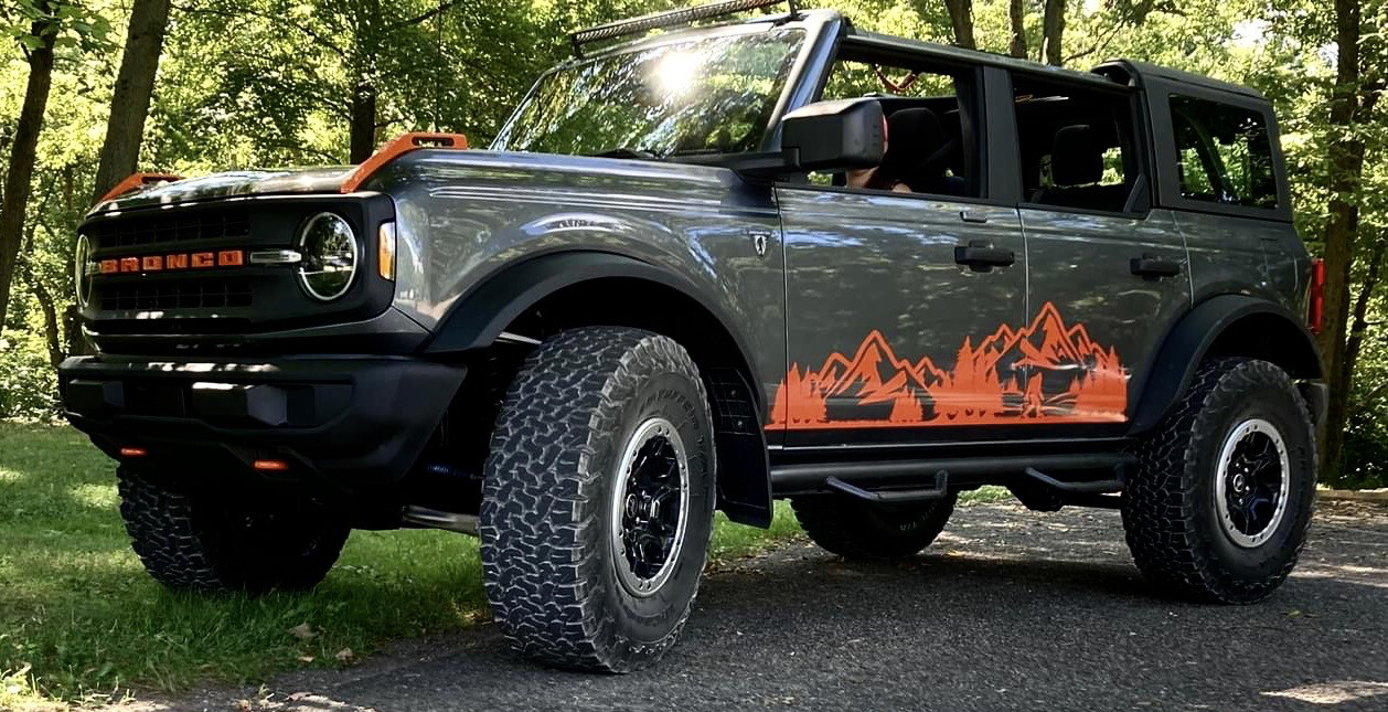 2021-up Ford Bronco Lower Body Large Mountain Graphics Kit