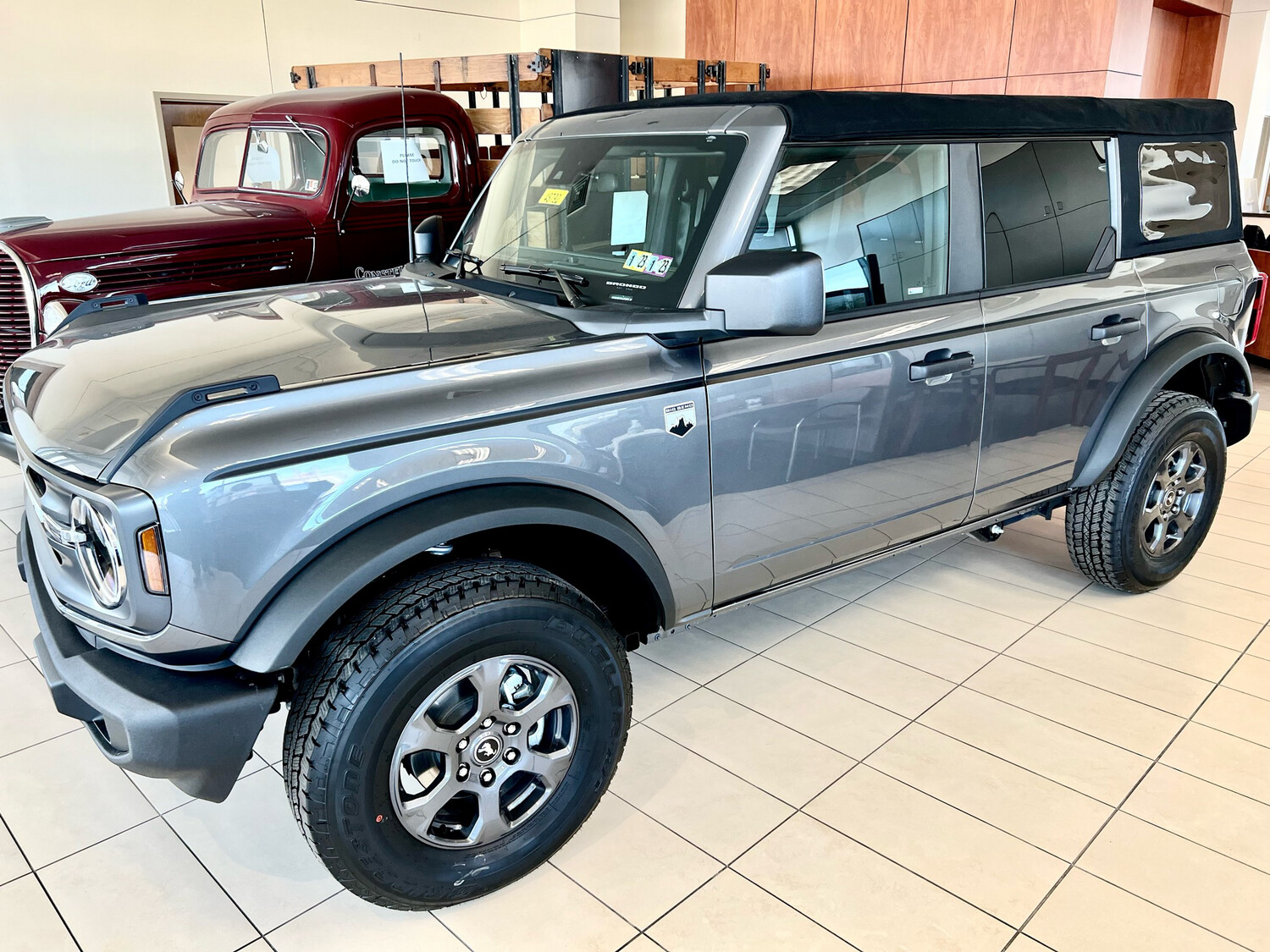 2021-up Ford Bronco UPPER Body Crease Heritage Style Stripe