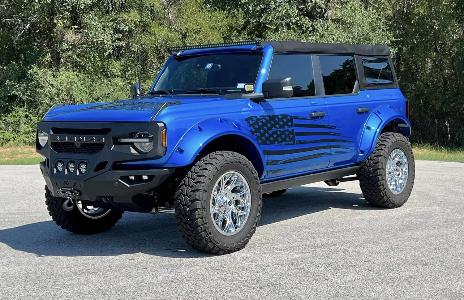 2021-up Ford Bronco Large Tattered Flag Graphics Kit