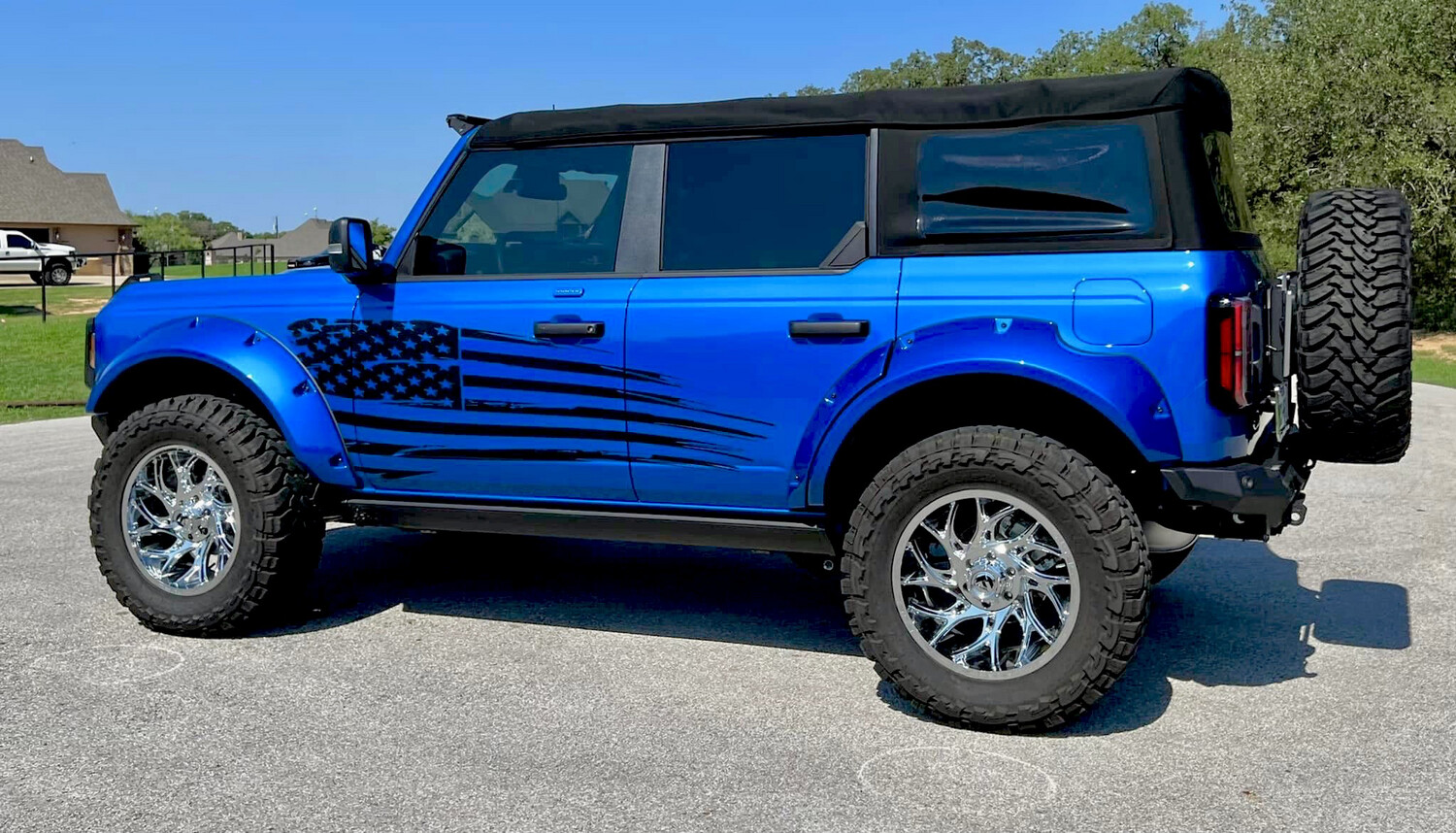 2021-up Ford Bronco Large Tattered Flag Graphics Kit