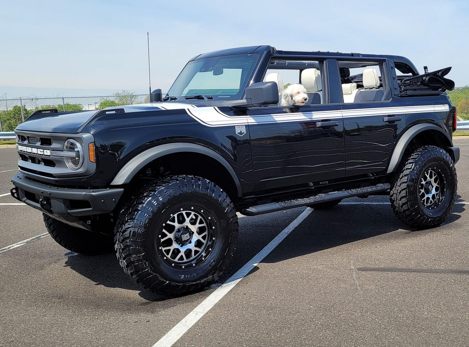 2021-up Ford Bronco Retro Special Decor Style Side/Hood Graphics Kit (Centered on Body Line)