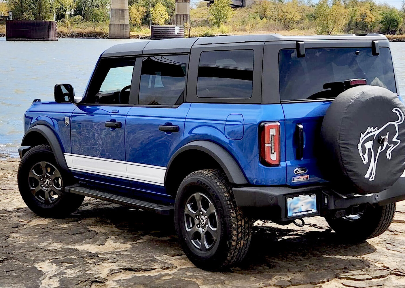 2021-up Ford Bronco SuperWide Rocker Stripe Side Graphics Kit