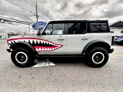 2021-up Ford Bronco "Flying Tigers" Curtiss P-40 Warhawk fighter plane style Shark Mouth Graphics