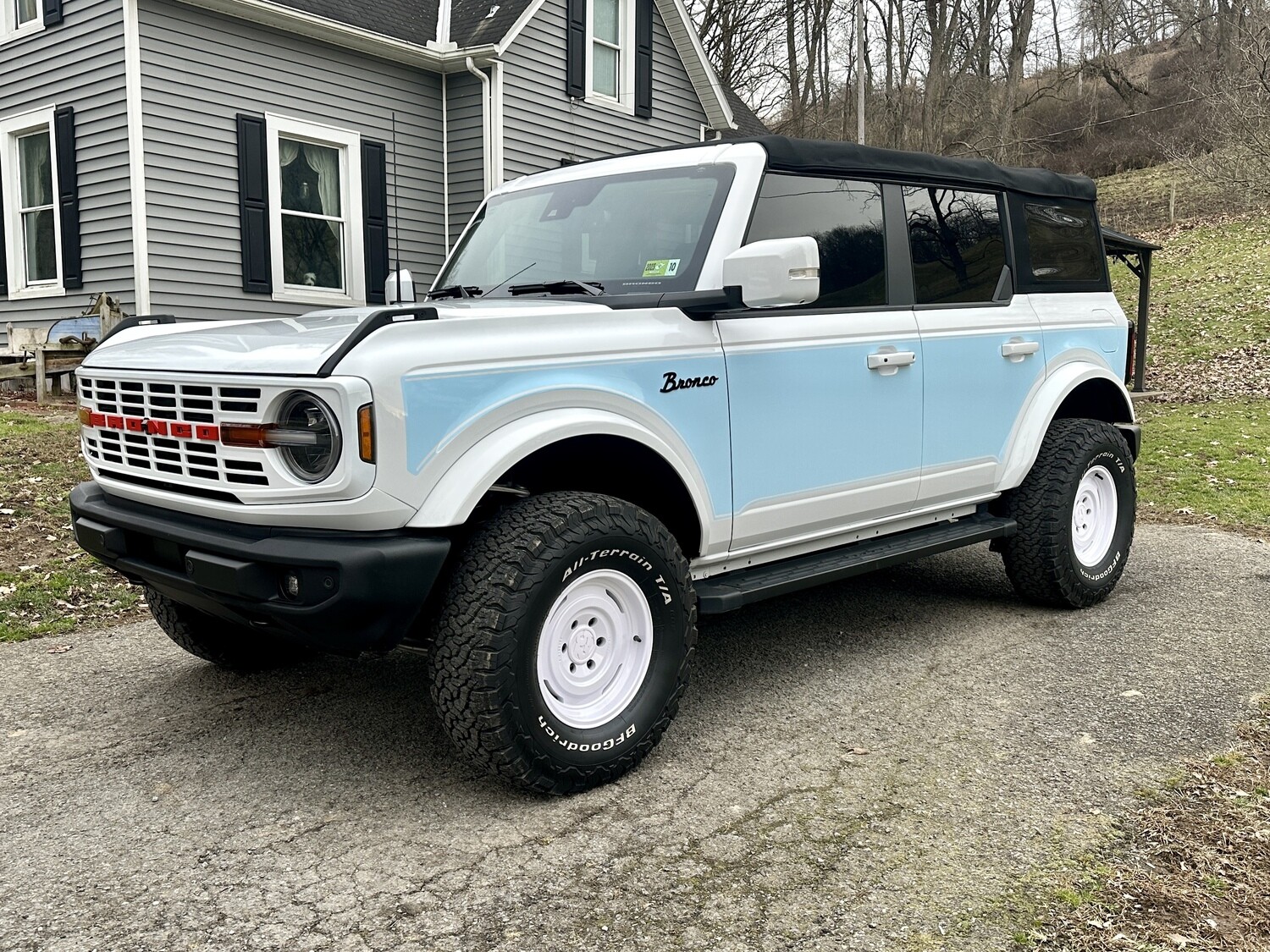 2021-up Ford Bronco Two Tone Center Body Graphics