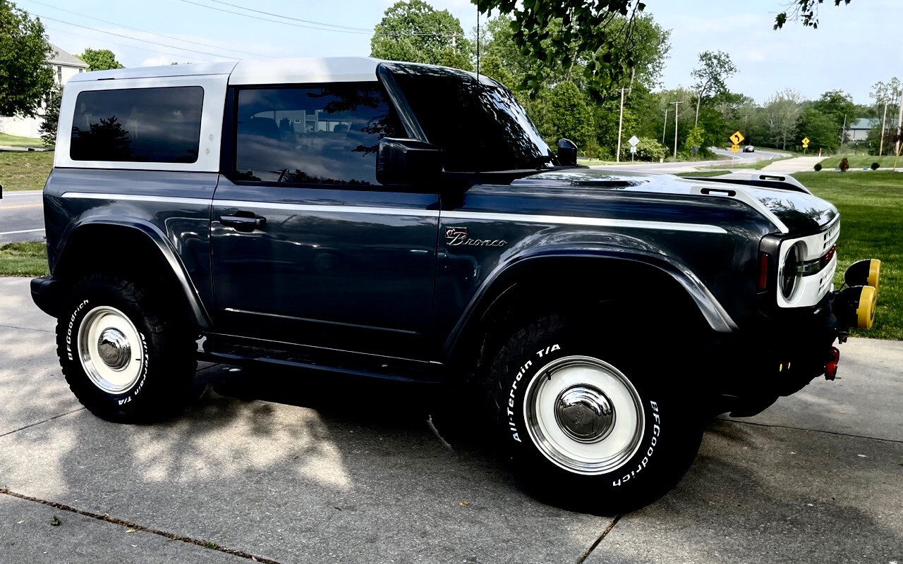 2021-up Ford Bronco UPPER Body Crease Heritage Style Stripe