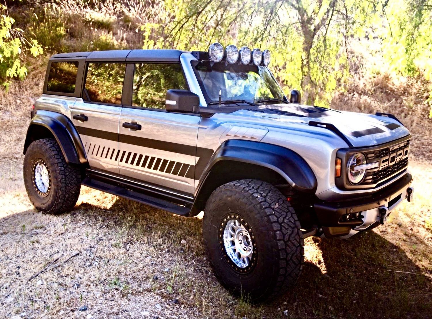 2021-up Ford Bronco Retro Explorer Style Side Graphics Kit
