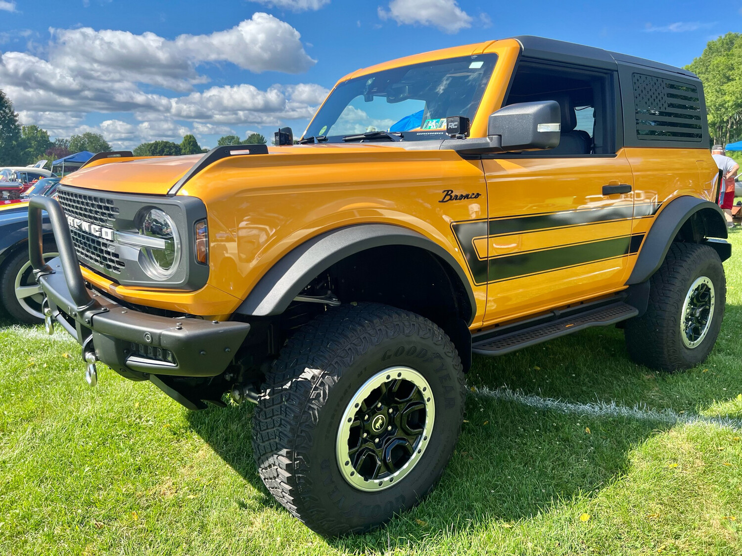 2021-up Ford Bronco Retro Explorer Style Side Graphics Kit