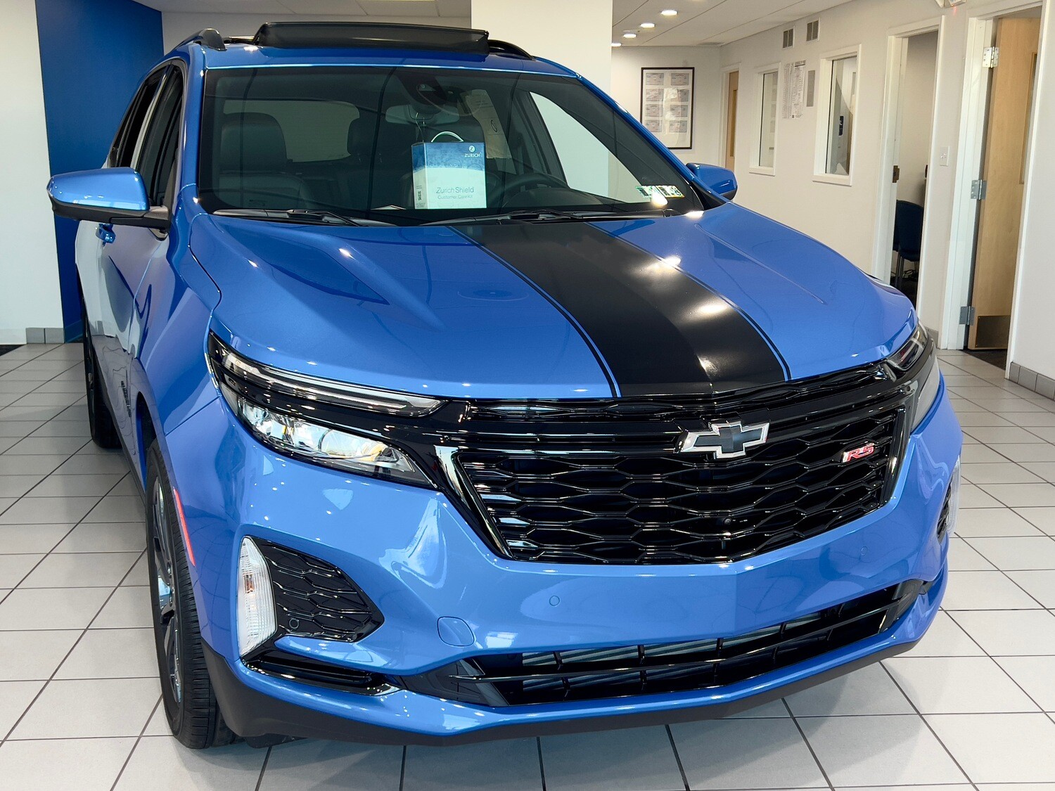 2018-Up Equinox Center Wide Rally Stripe