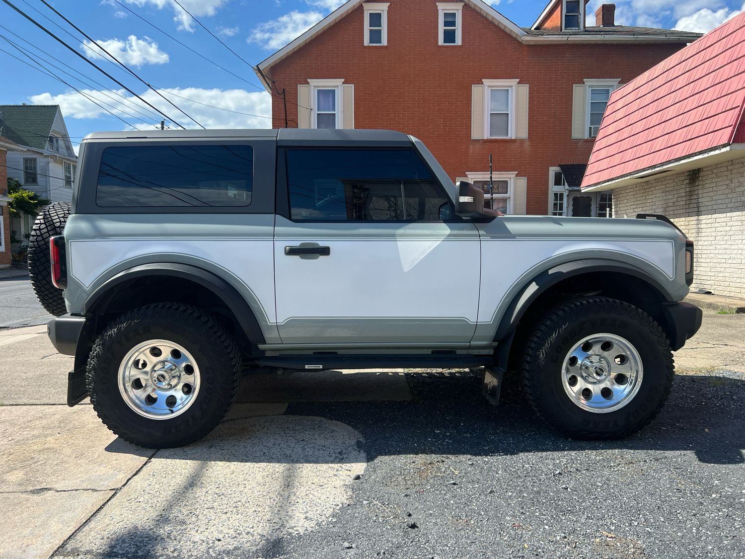 2021-up Ford Bronco Two Tone Center Body Graphics