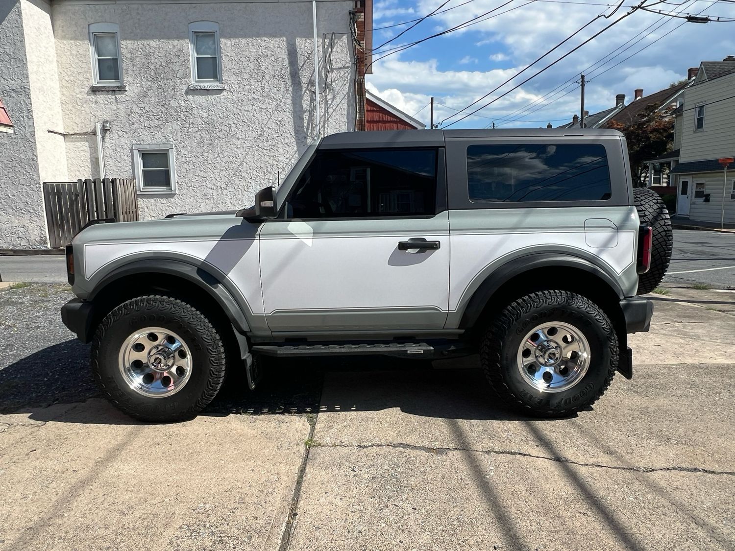 2021-up Ford Bronco Two Tone Center Body Graphics