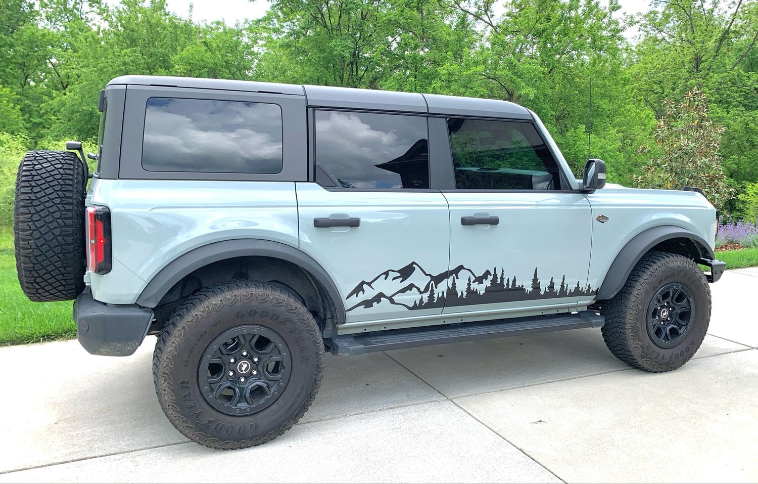 2021-up Ford Bronco Lower Body Mountain/Forest Graphics Kit
