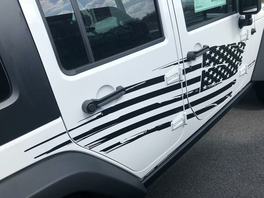 Jeep Gladiator JT Wrangler JK JKU JL JLU Large Tattered Flag Graphics