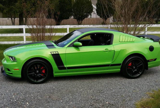 2013-2014 Mustang Boss Style Hood/Side Stripe Kit (Factory 2013 Style)