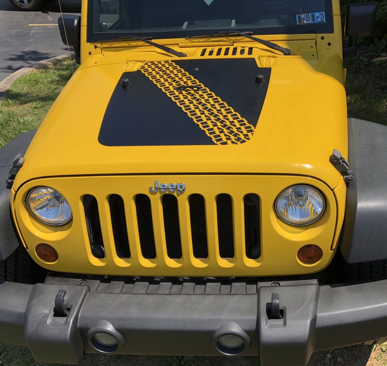 2007 - 2018 Jeep Wrangler JK Hood Blackout Graphics