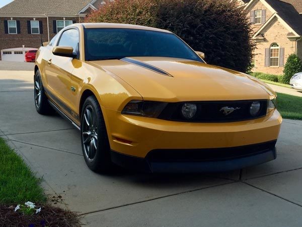 2010-2014 Mustang Hood Spear Accent Graphics