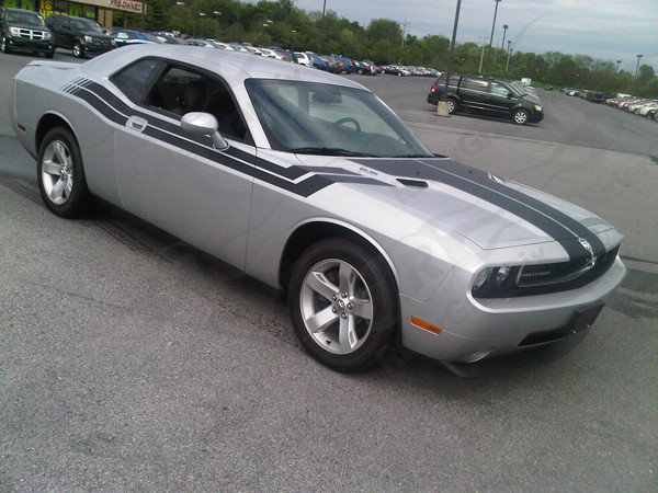 2008 - Up Dodge Challenger 71 RT Hood to Fender Style Side Stripes