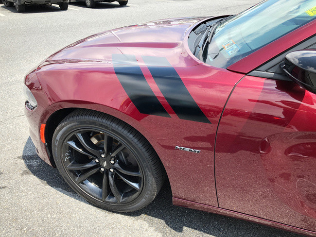 2006 - Up Dodge Charger Hood to Fender Stripes