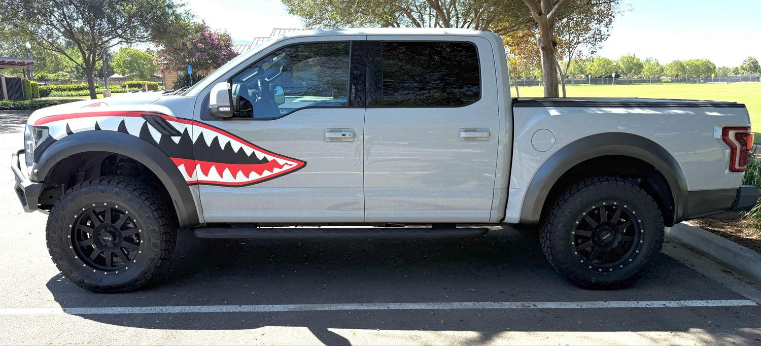 2021-up Ford Bronco "Flying Tigers" Curtiss P-40 Warhawk fighter plane style Shark Mouth Graphics