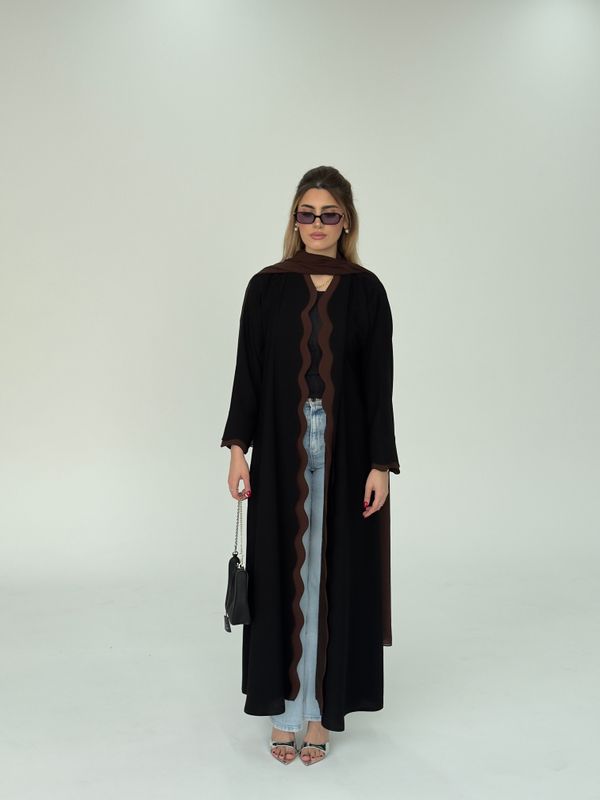 Black Abaya with Brown Wave Edge Cut – Statement in Every Detail