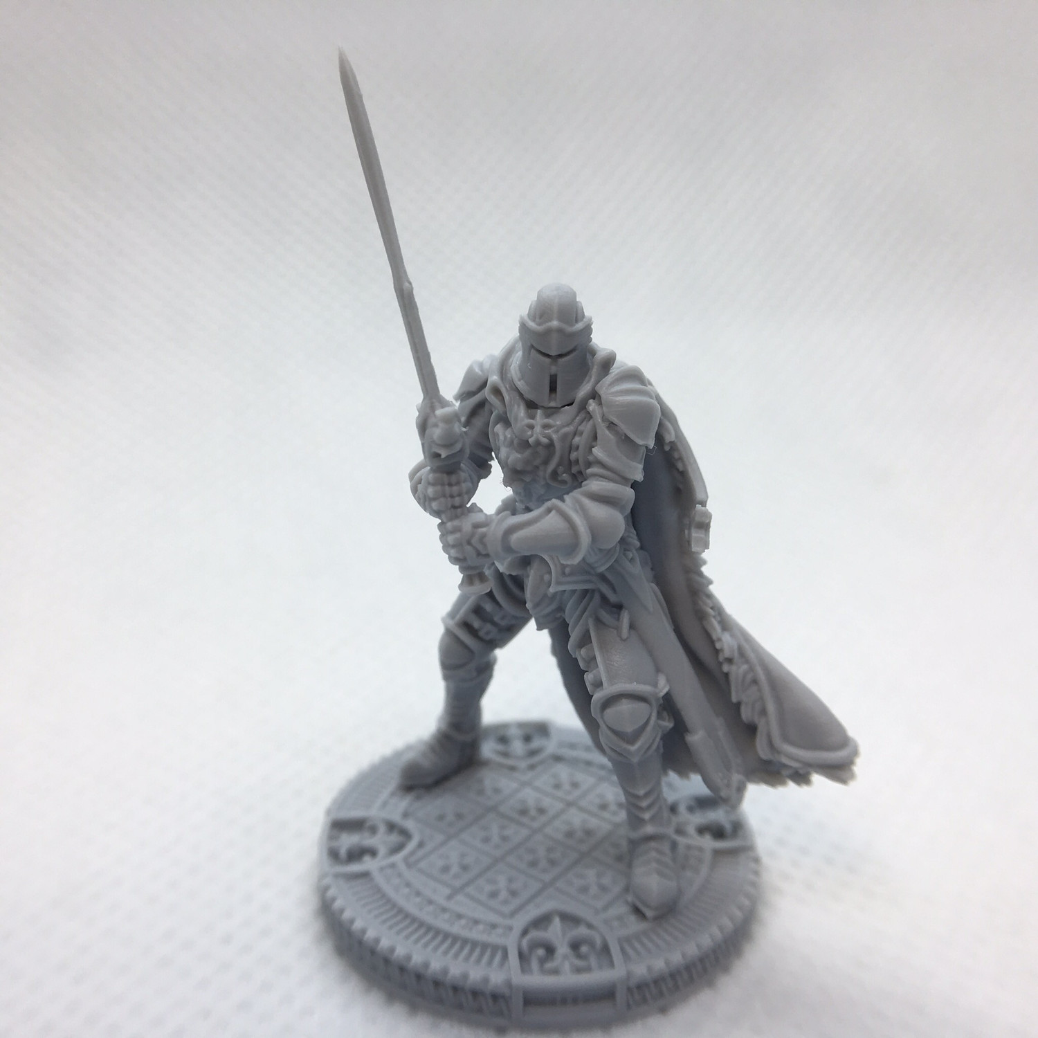 Royal Knight 28mm