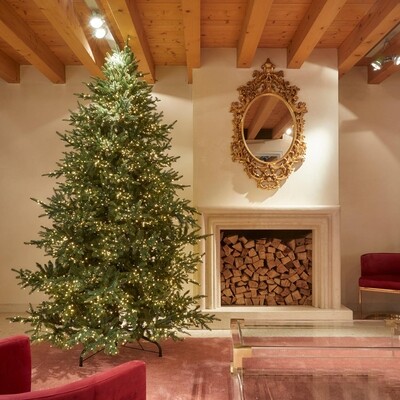 Pino Luxury EDG con LED h.300cm Pino Luxury EDG con LED h.300cm